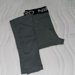 Nike leggings